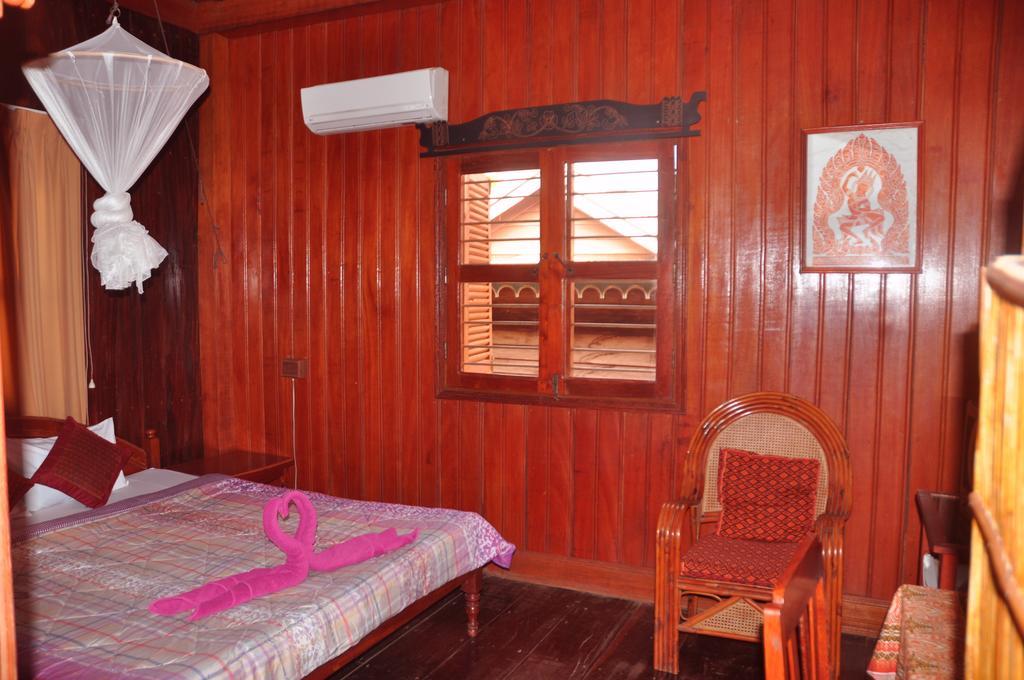 Big Lyna Villa Siem Reap Exterior photo