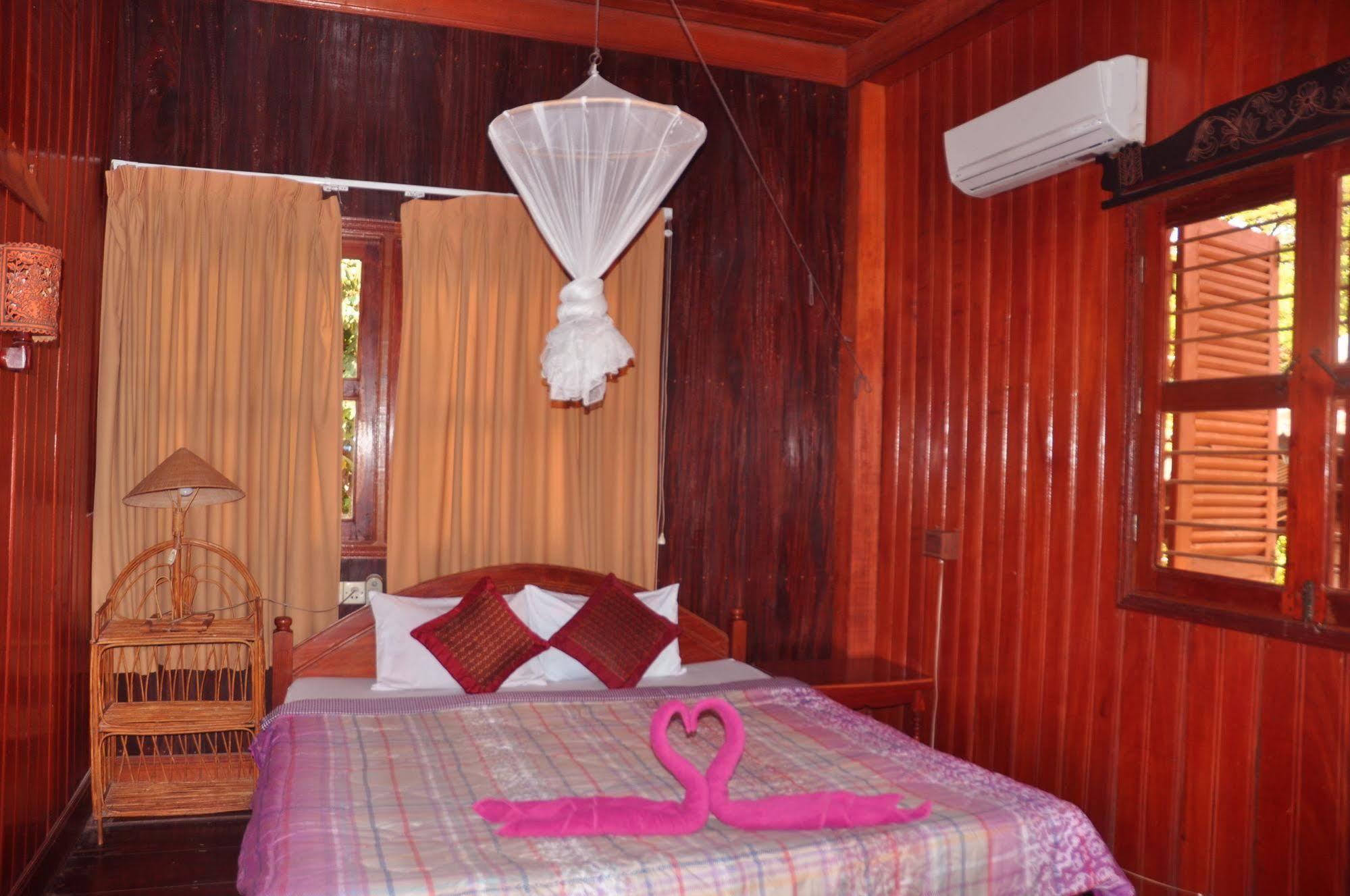 Big Lyna Villa Siem Reap Exterior photo